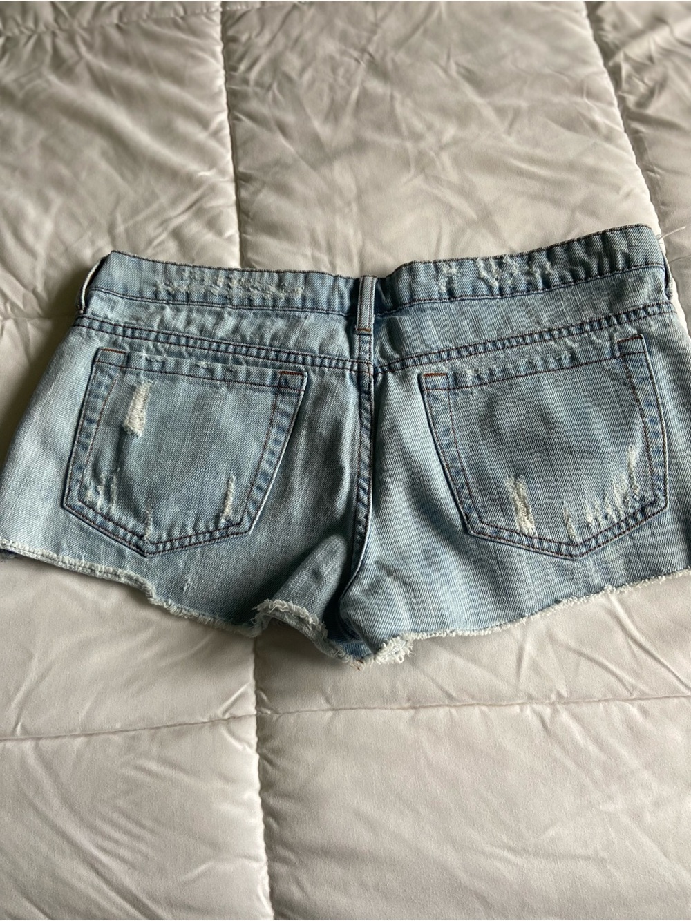 Bundle of 3 pair shorts. EXPRESS, American Eagle, Heritage 1981 - Picture 10 of 11
